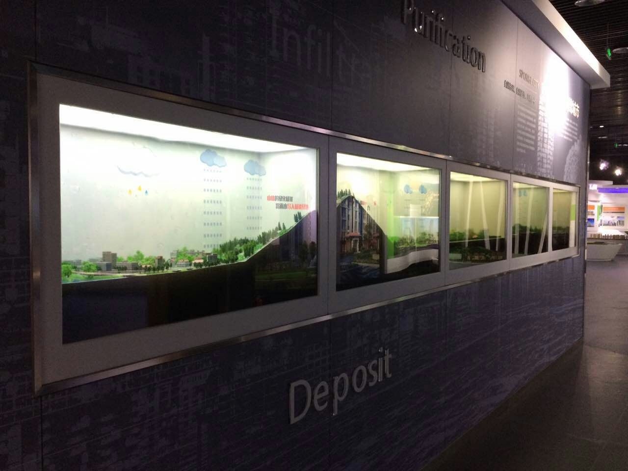 55寸透明液晶展示柜-煙臺城市規劃館