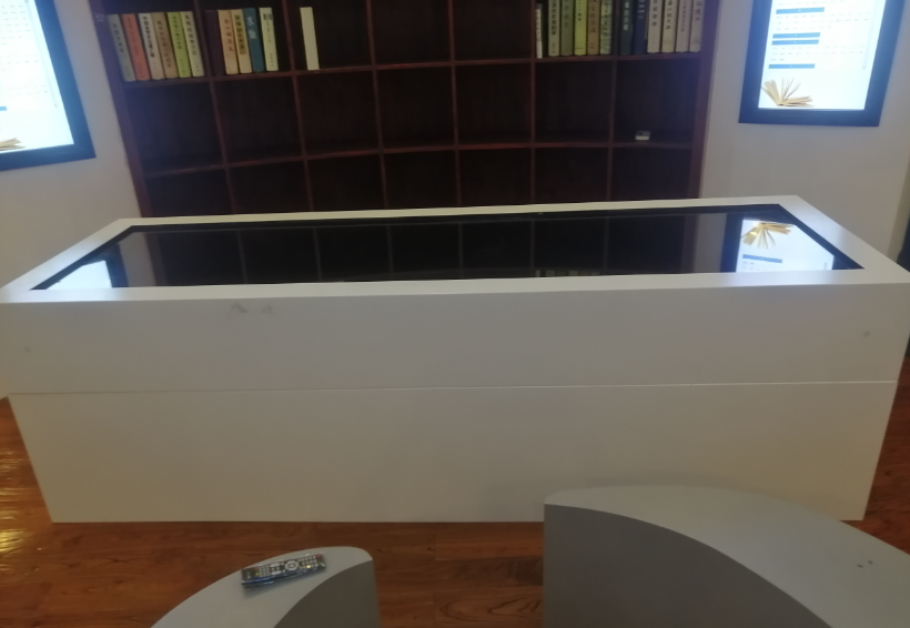 55寸臥式1X2透明液晶拼接屏