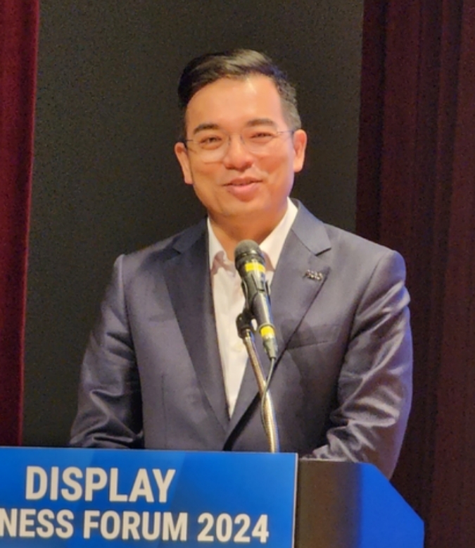 友達光電執(zhí)行長暨總經(jīng)理柯富仁.png 友達光電執(zhí)行長暨總經(jīng)理柯富仁.png