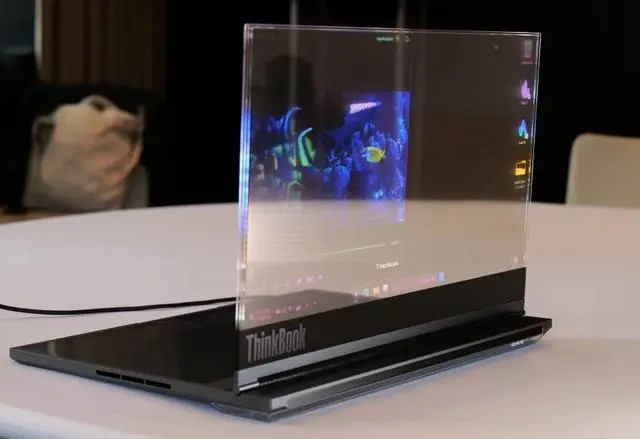 17.3寸透明Micro LED-聯想透明筆記本電腦Project Crystal